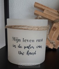 WINDLICHT S MIJN LEVEN RUST IN DE PALM