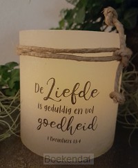 DE LIEFDE IS GEDULDIG