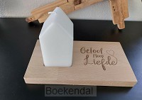 NORDIC HUS GELOOF HOOP EN LIEFDE