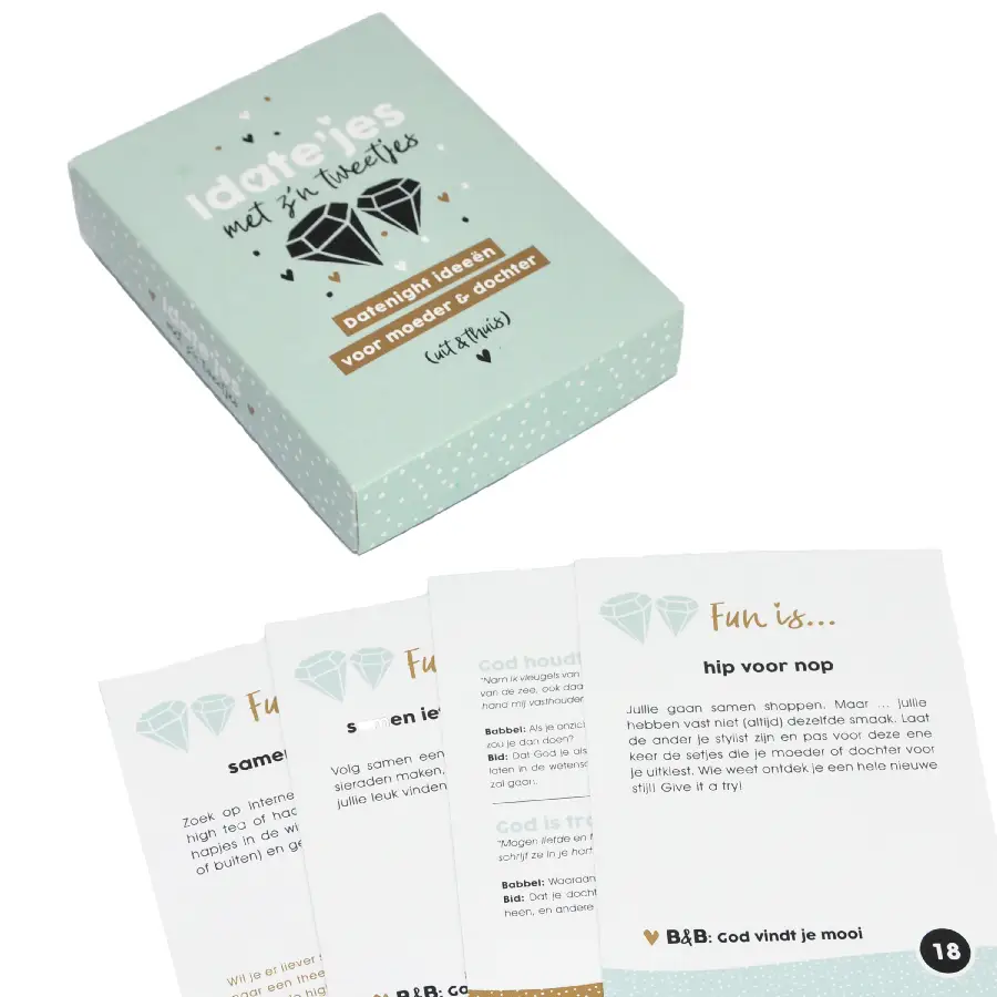 IDATE'JES MET Z'N TWEETJES VOOR MOEDER