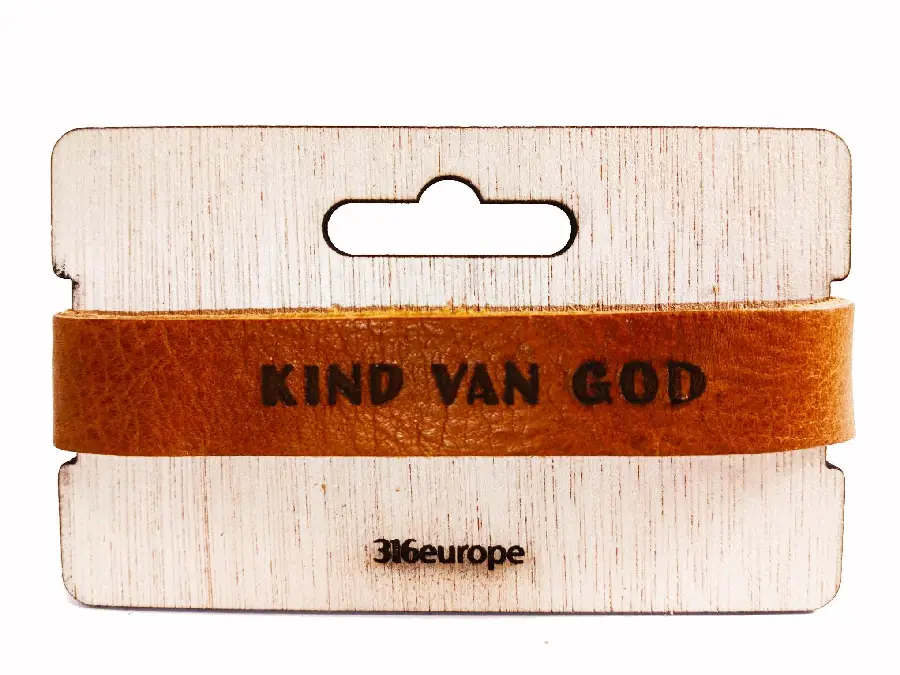 LEREN ARMBAND KIND VAN GOD