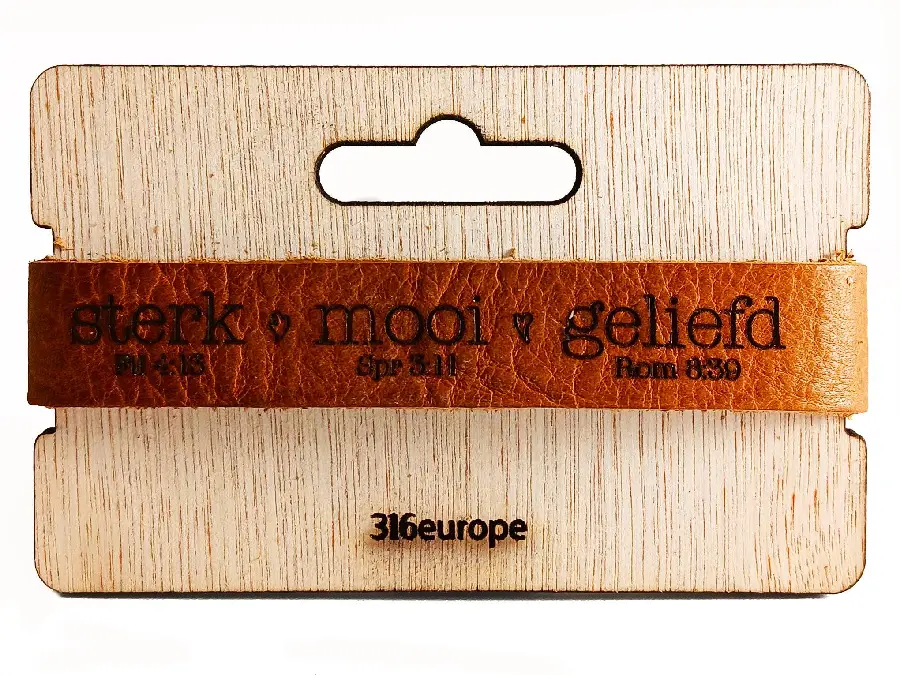 LEREN ARMBAND STERK,MOOI,GELIEFD